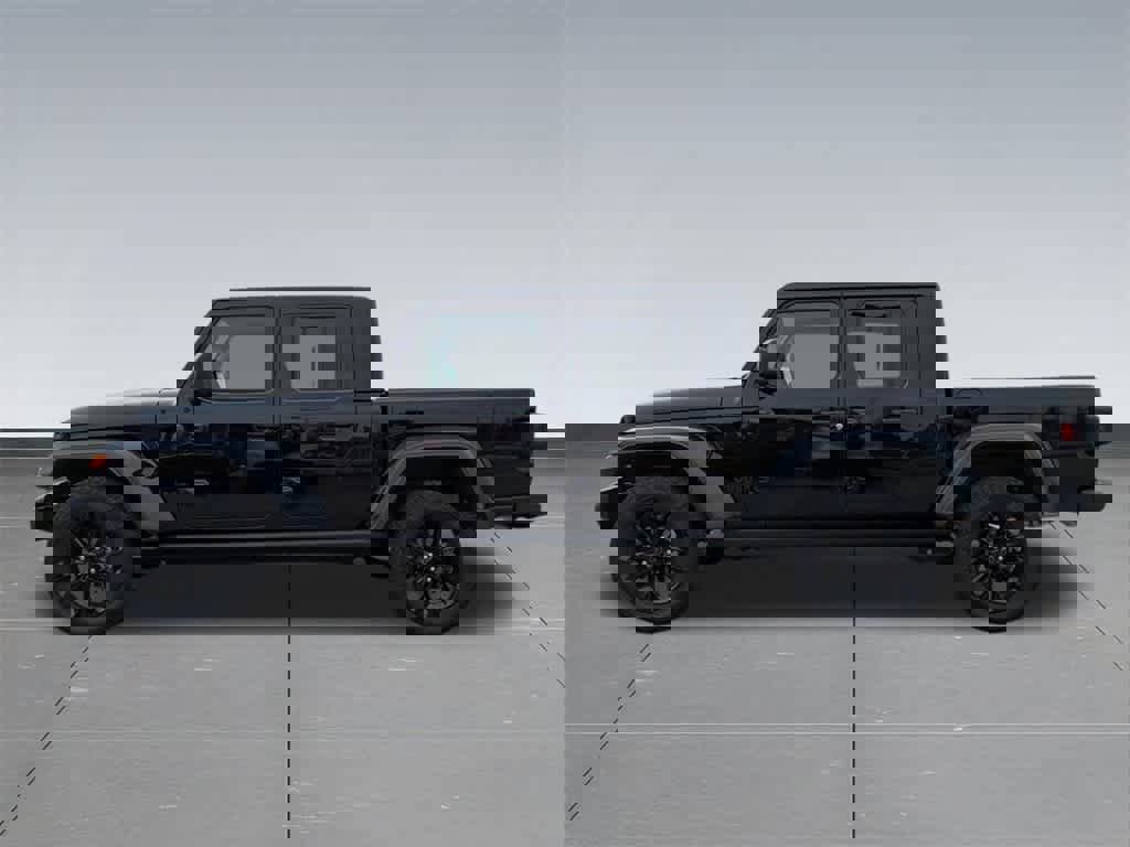 Used 2024 Jeep Gladiator Sport image 3