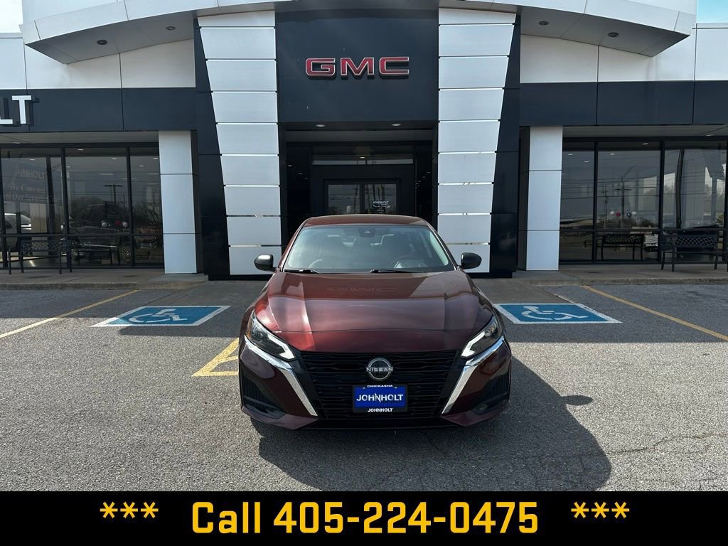 Used 2025 Nissan Altima 2.5 SV image 13