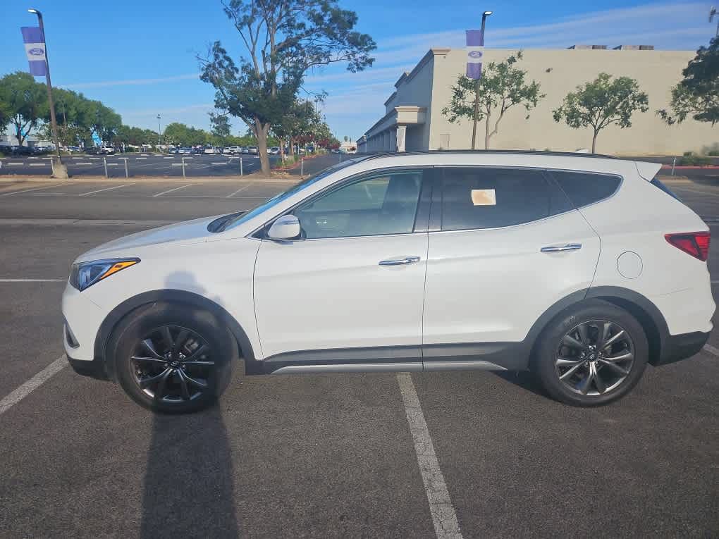 Used 2017 Hyundai Santa Fe Sport w/ 2.0T Ultimate Tech Package 05 FWD image 5