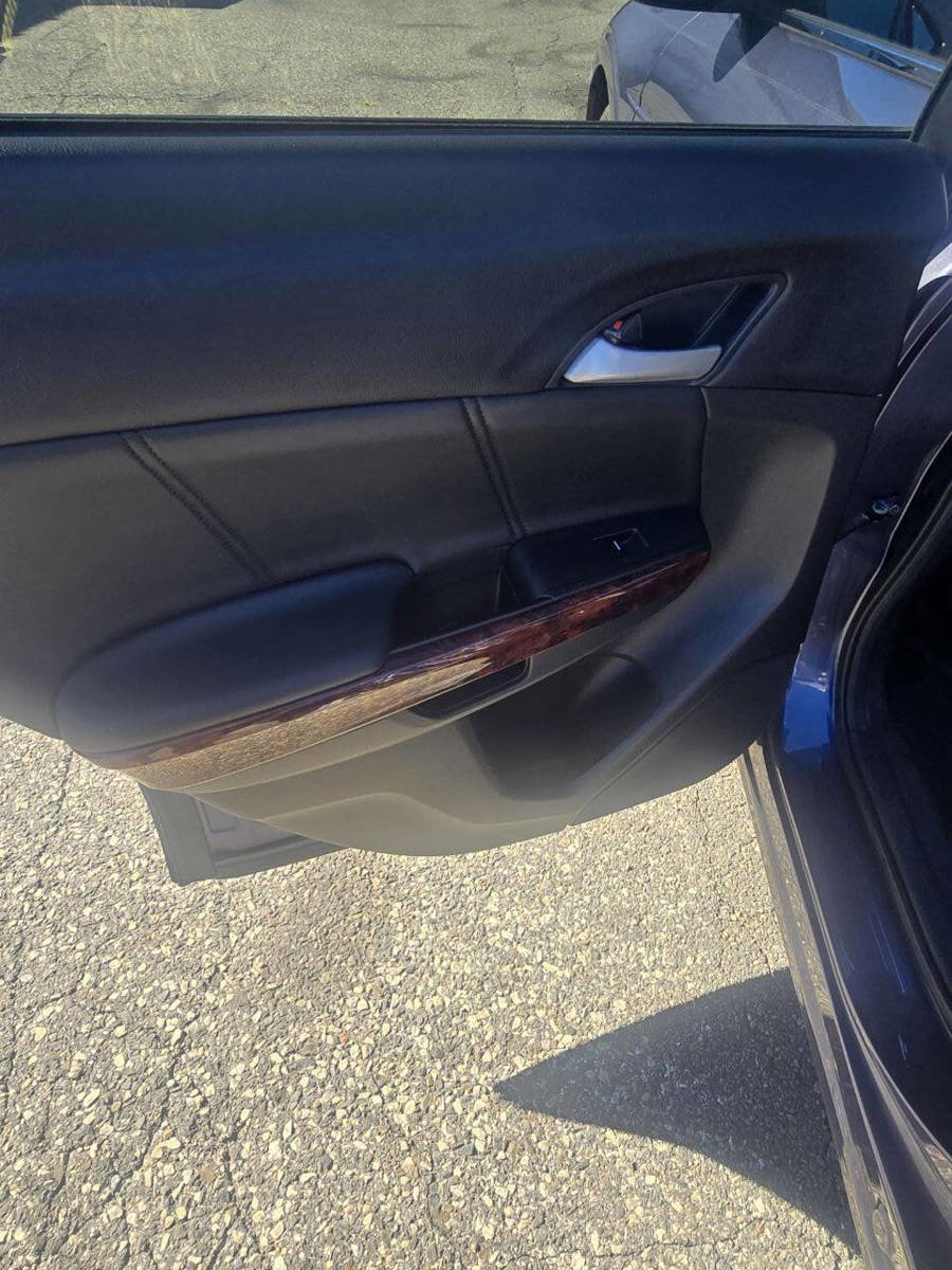 Used 2012 Honda Crosstour EX-L image 10