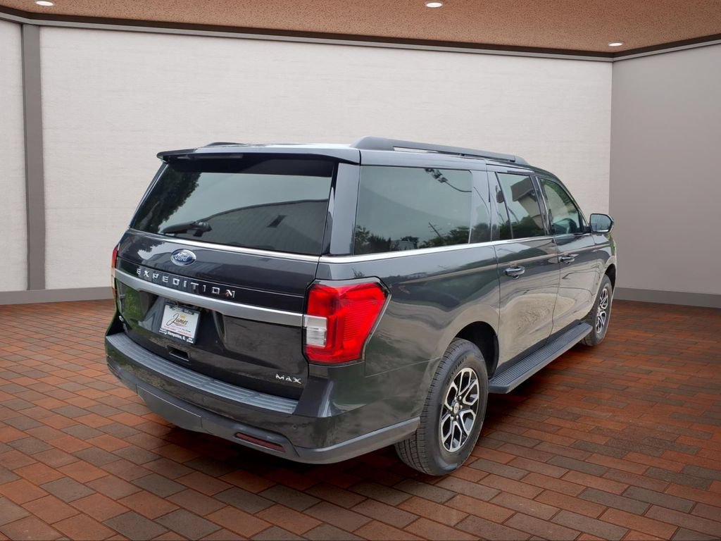Used 2024 Ford Expedition Max XLT RWD image 5