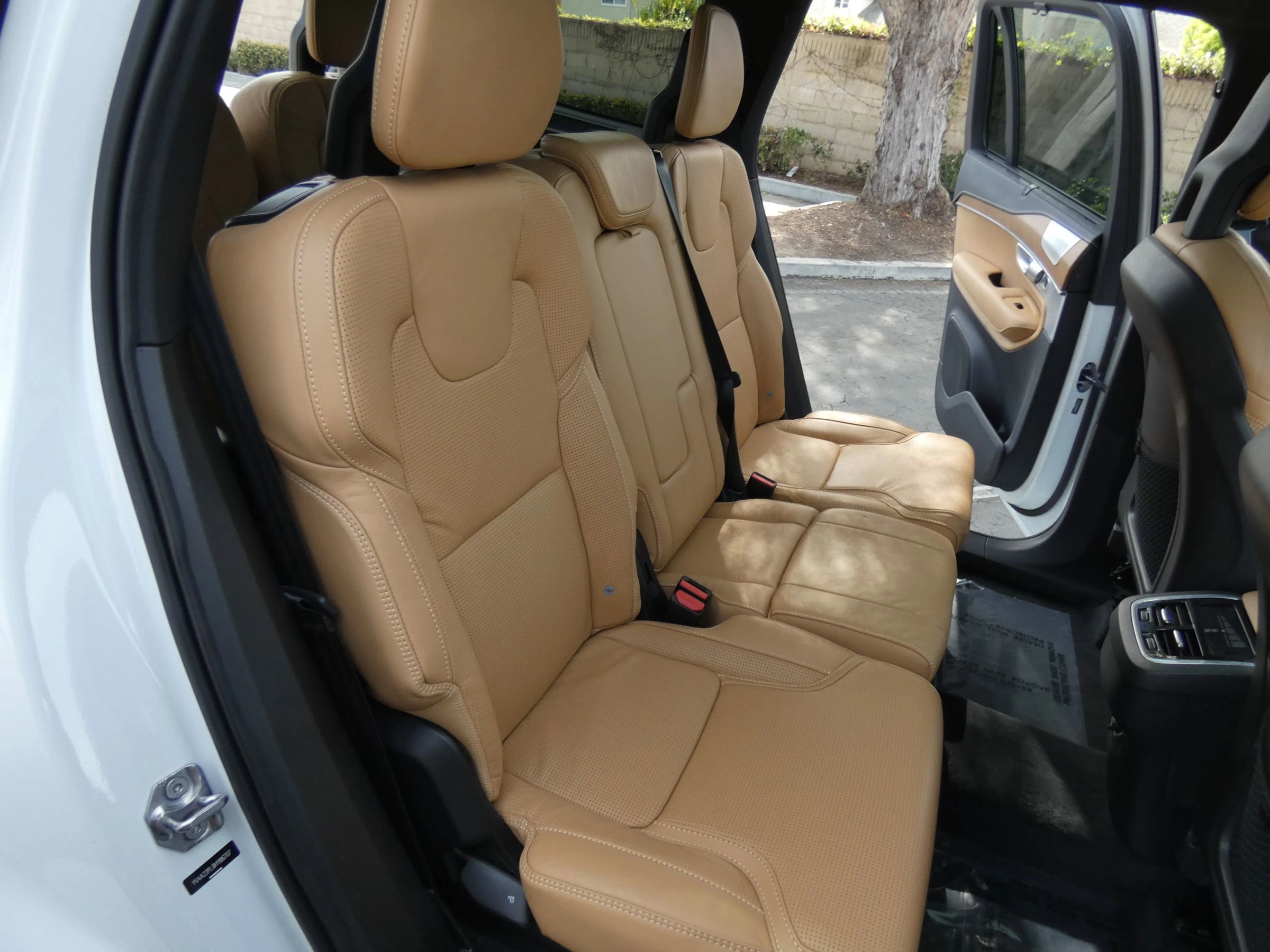 Used 2017 Volvo XC90 T6 Inscription w/ Vision Package image 46