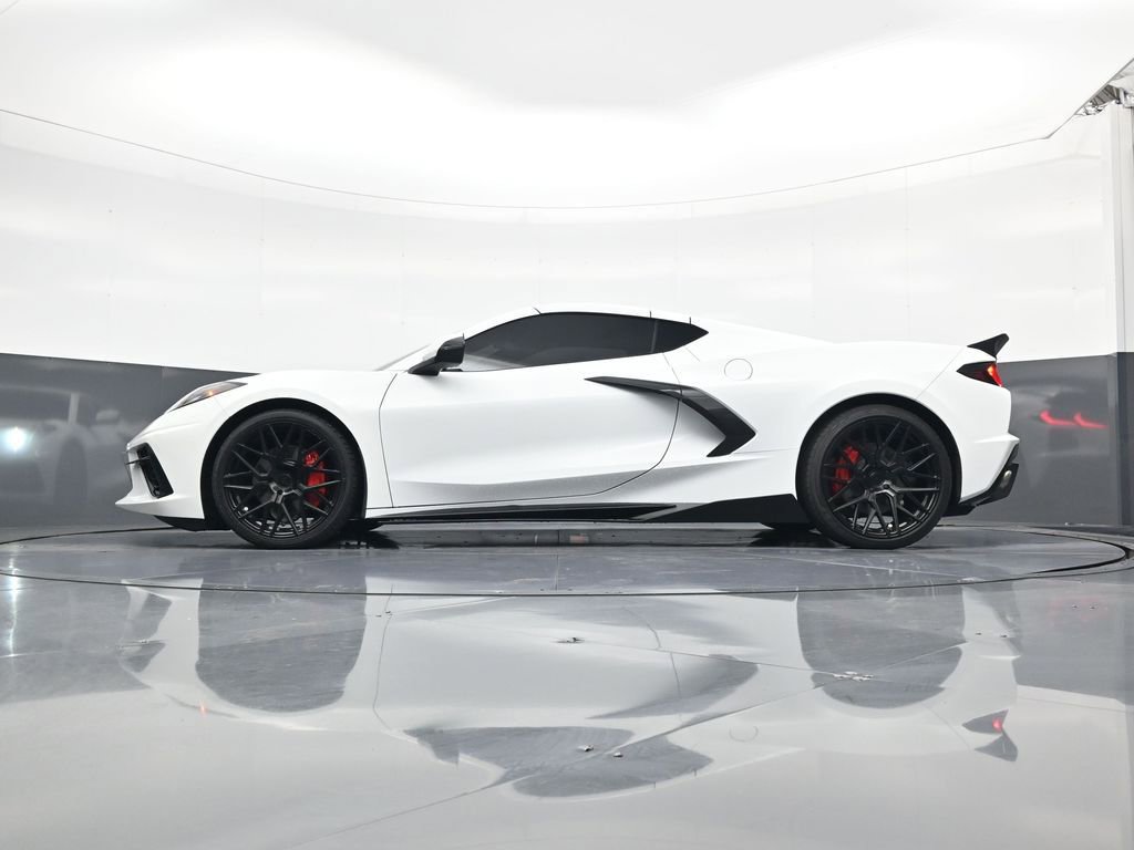 Used 2021 Chevrolet Corvette Stingray Preferred Cpe w/ 2LT RWD image 19