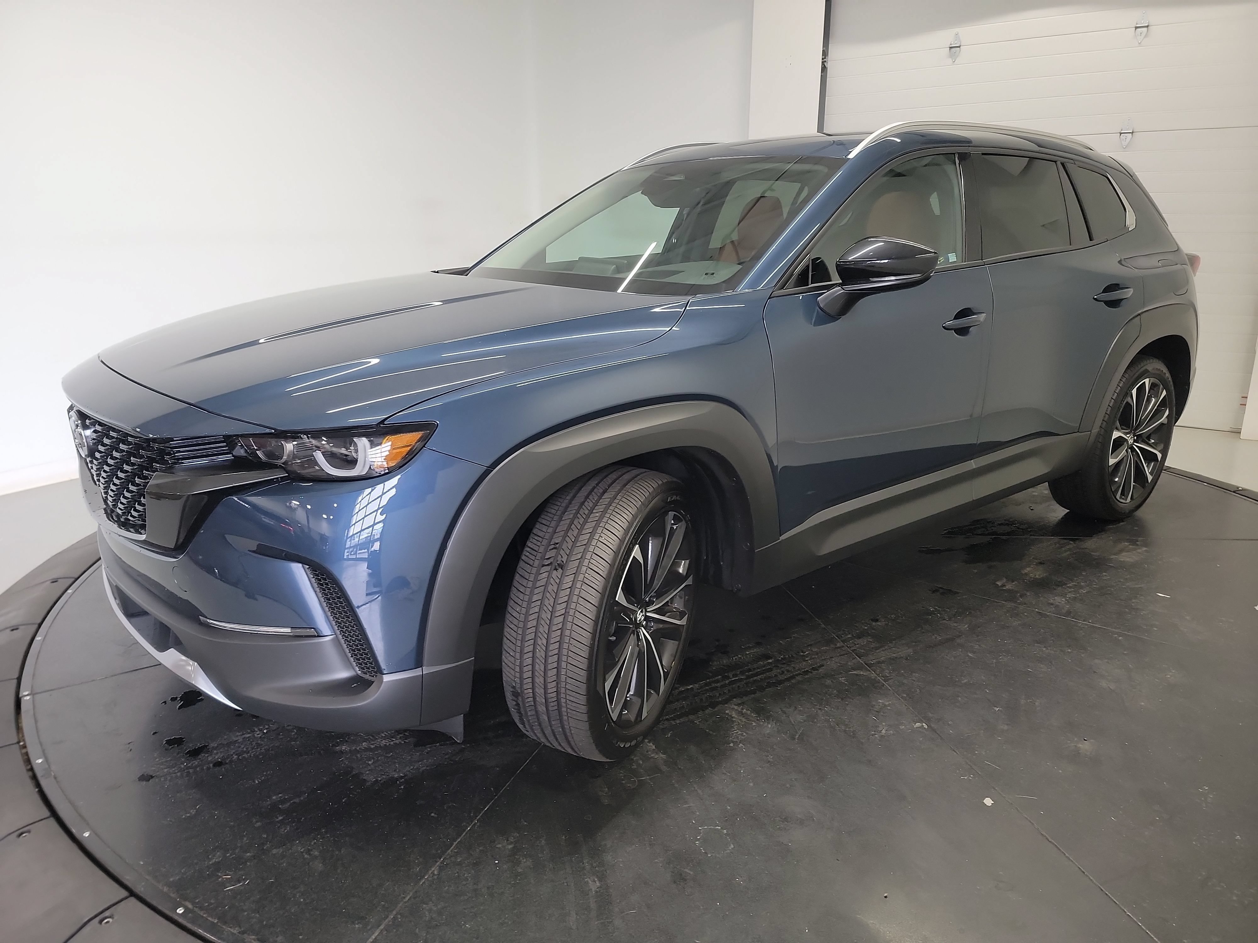 Used 2025 MAZDA CX-50 AWD 2.5 Turbo w/ Weather Package video 3