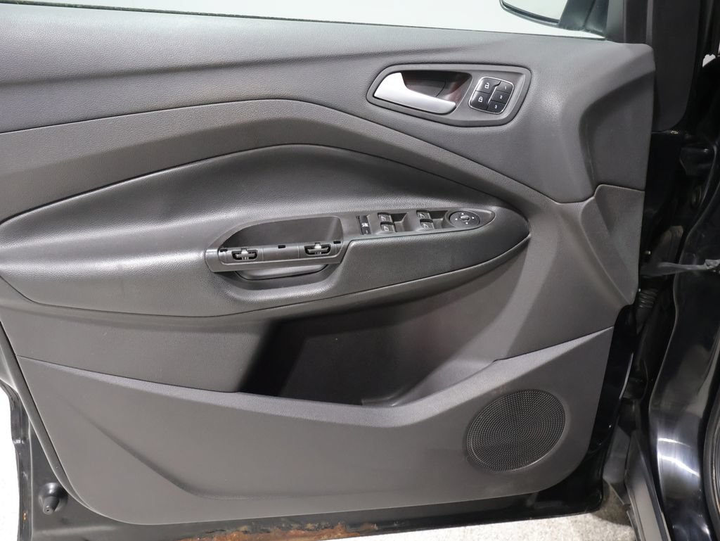 Used 2016 Ford Escape Titanium AWD/4WD image 13