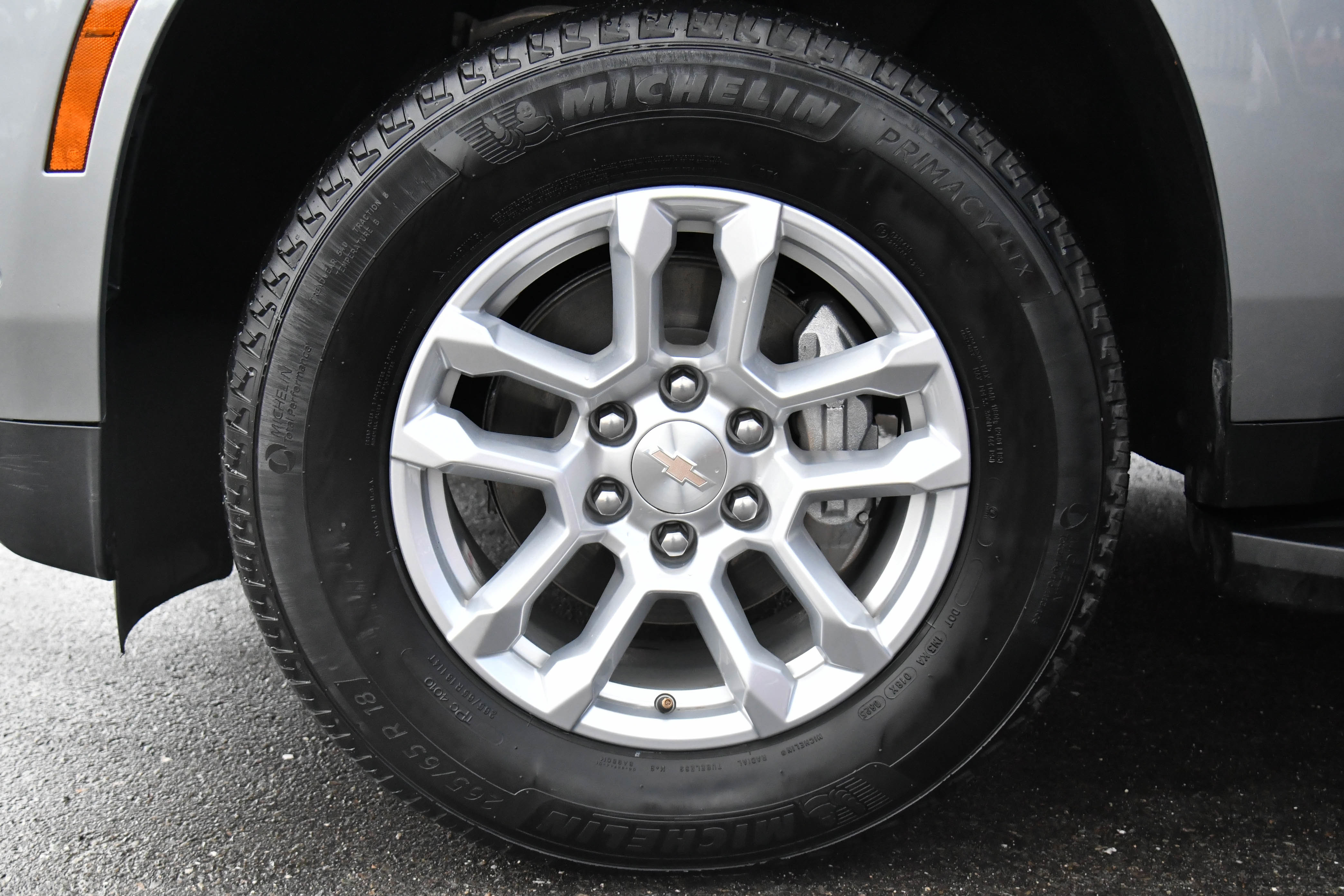 Used 2025 Chevrolet Tahoe LT image 12