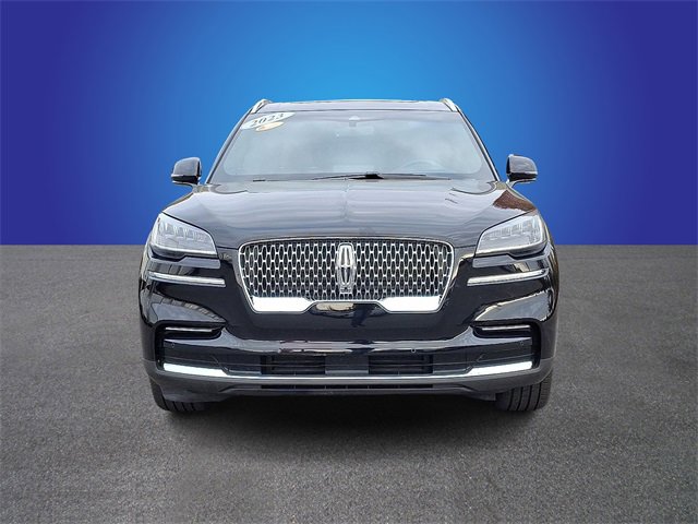 Used 2023 Lincoln Aviator Reserve w/ Equipment Group 201A image 2