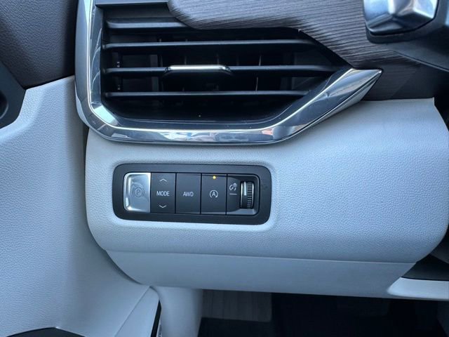 Used 2024 GMC Acadia Denali AWD/4WD image 14
