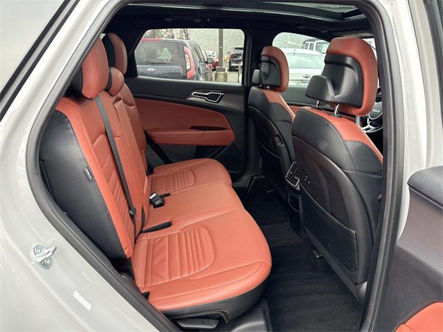 Used 2024 Kia Sportage SX image 11