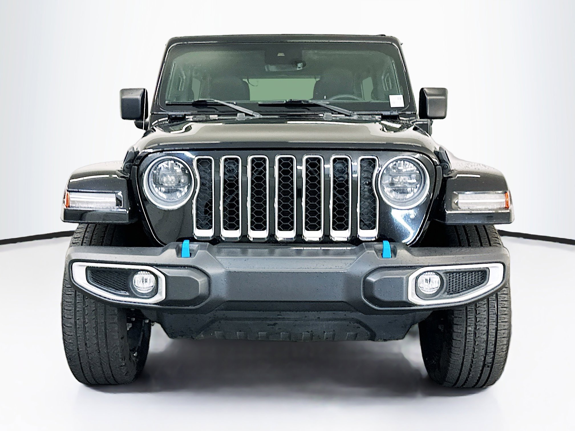 Used 2023 Jeep Wrangler Sahara w/ Safety Group AWD/4WD image 2