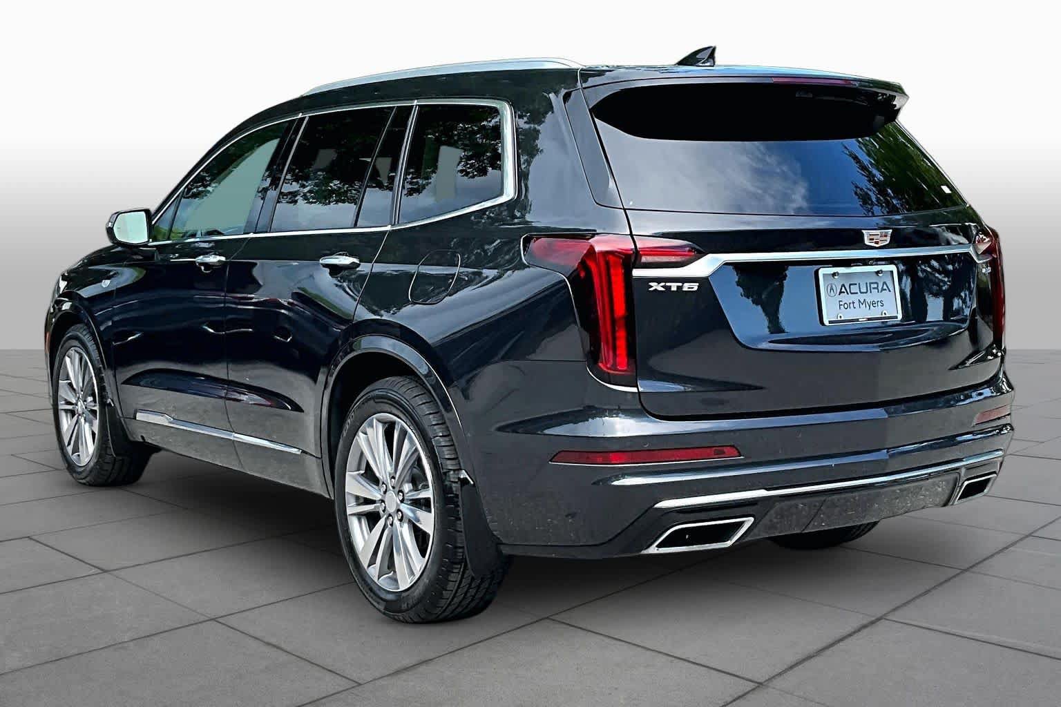 Used 2020 Cadillac XT6 Premium Luxury FWD image 12