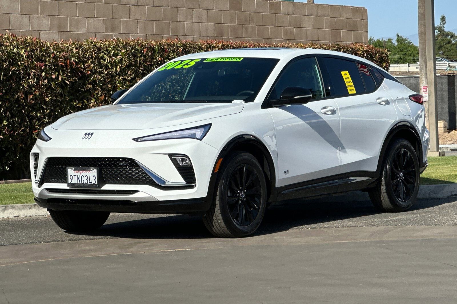 Certified 2025 Buick Envista Sport Touring w/ Convenience I Package image 8