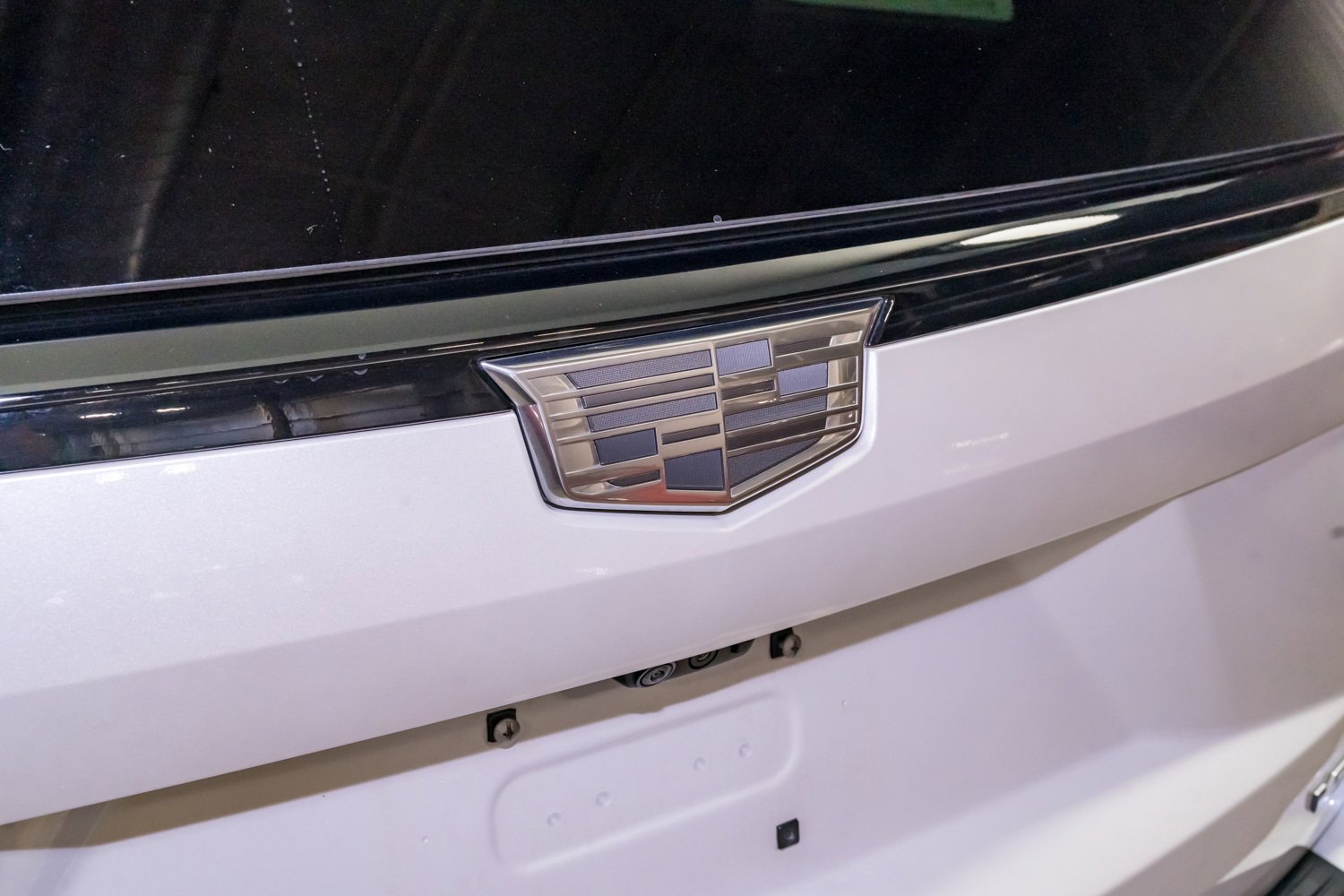 Used 2024 Cadillac Escalade ESV V w/ LPO, ONYX Package AWD/4WD image 51