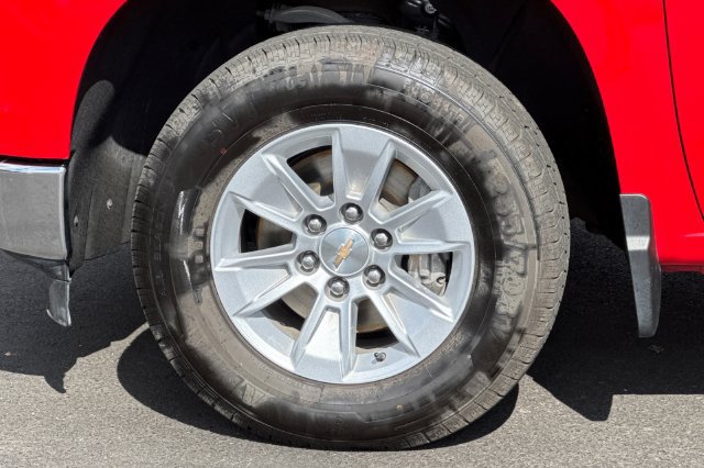 Used 2025 Chevrolet Silverado 1500 LT RWD image 45