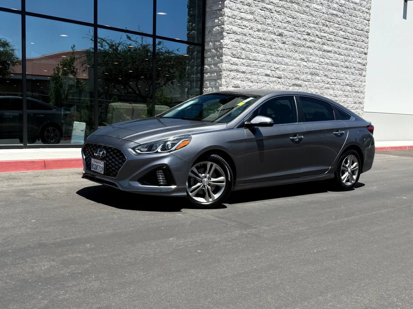 Used 2019 Hyundai Sonata SEL FWD image 2