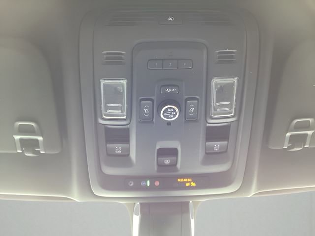 Used 2021 GMC Yukon XL Denali w/ Denali Premium Package AWD/4WD image 43