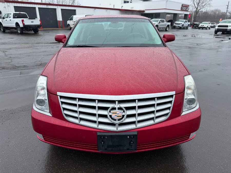 Used 2011 Cadillac DTS 4dr Sdn Base FWD image 8