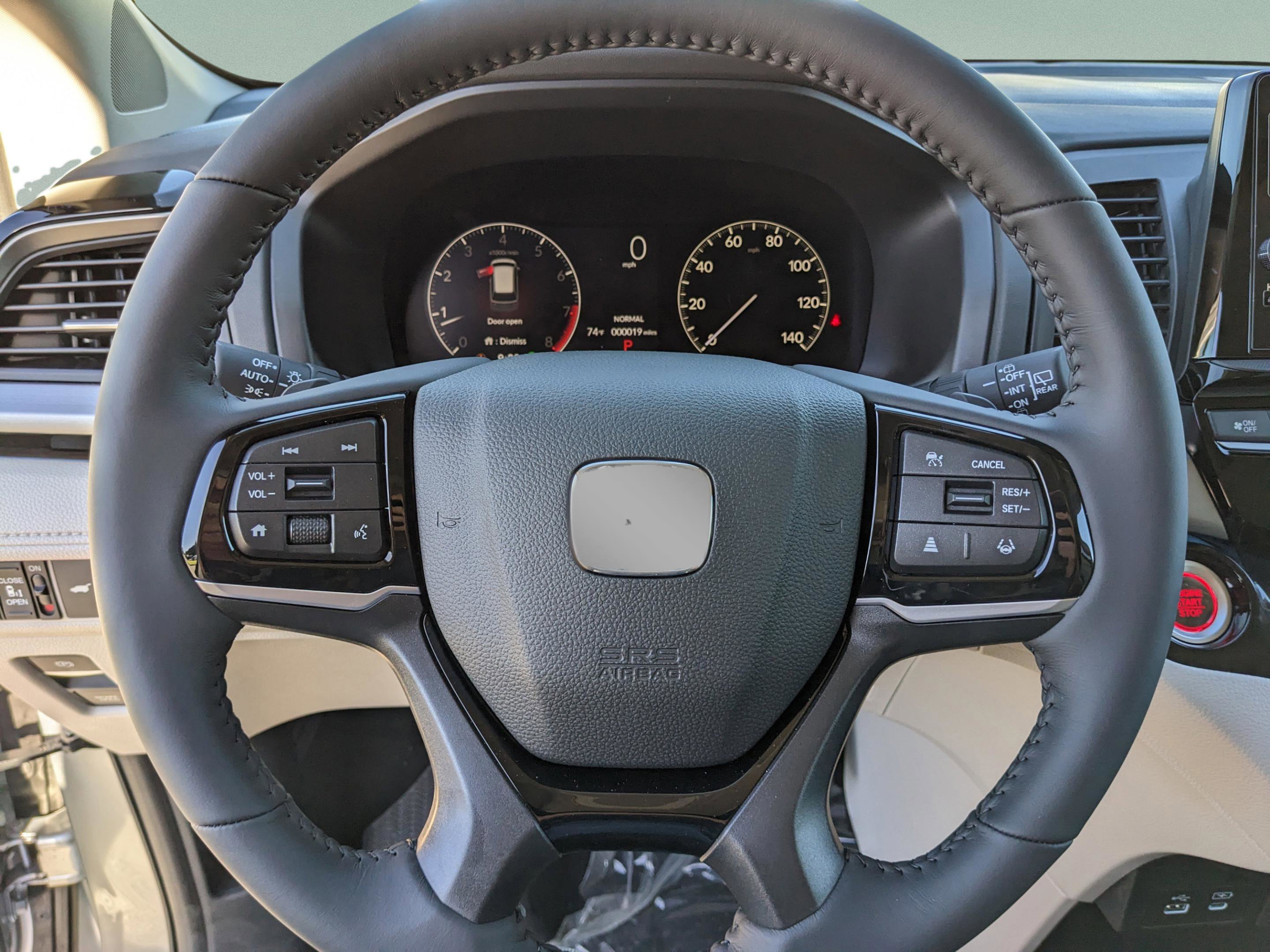 New 2026 Honda Odyssey Touring image 37