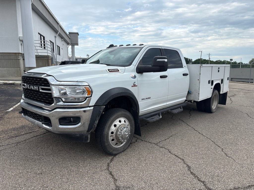 Used 2023 RAM 4500 SLT w/ Quick Order Package 2YG SLT AWD/4WD image 3