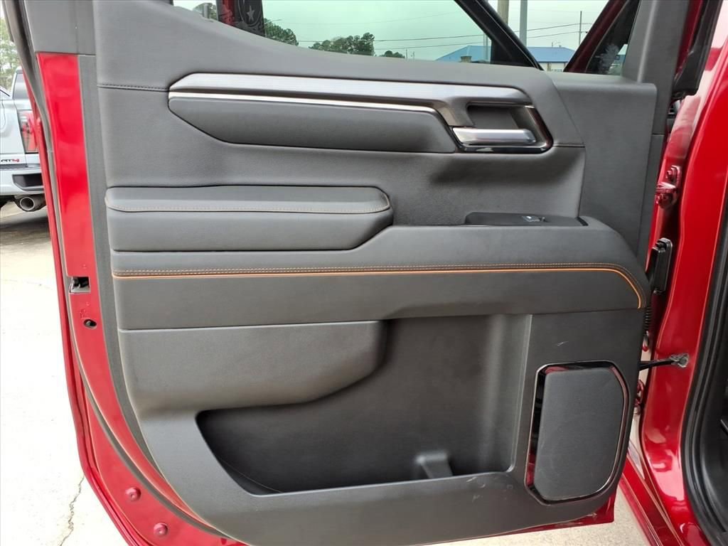 Used 2023 GMC Sierra 1500 AT4 w/ Technology Package image 22