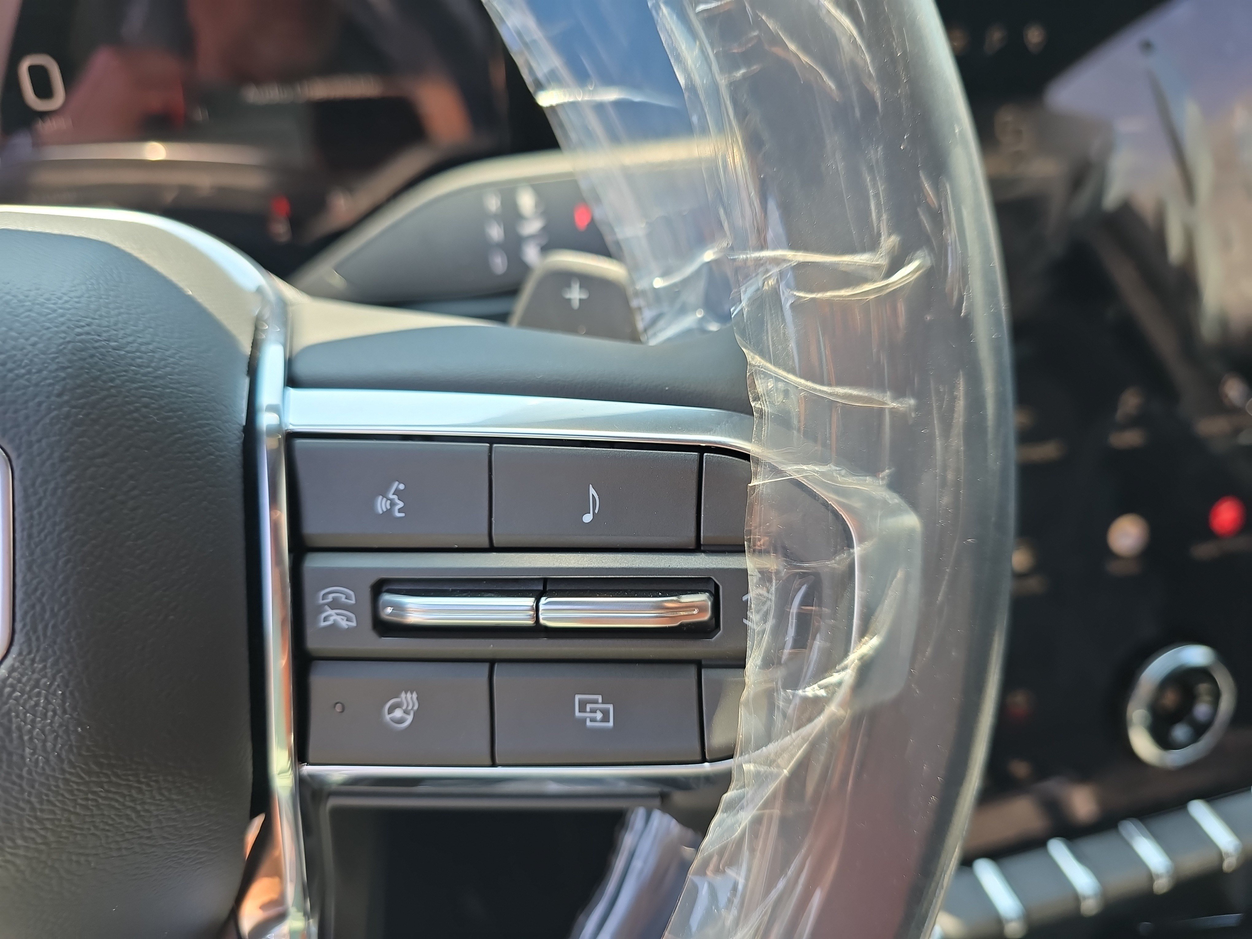 New 2027 GMC Terrain Elevation w/ LPO, Floor Liner Package FWD image 23