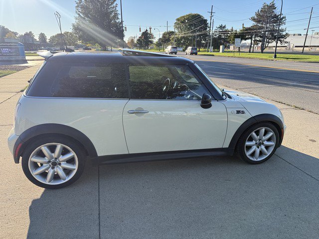 Used 2006 MINI Cooper S FWD image 4