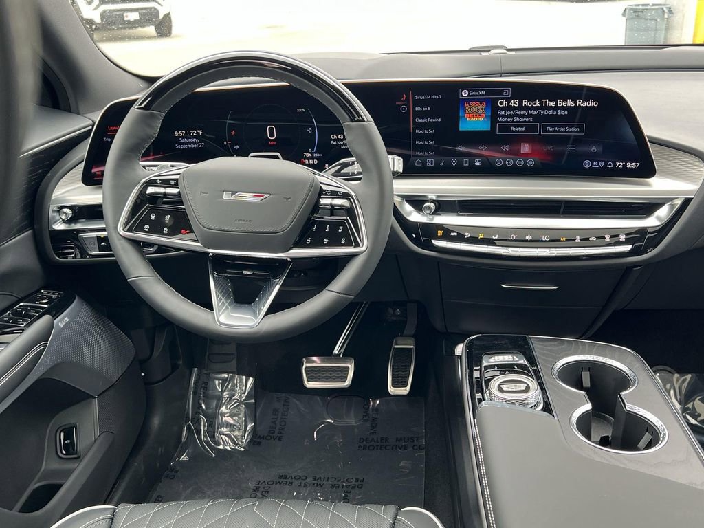 New 2026 Cadillac Lyriq V image 11