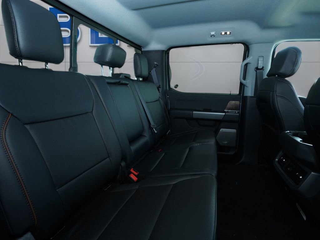 New 2026 Ford F350 Lariat w/ FX4 Off-Road Package image 19