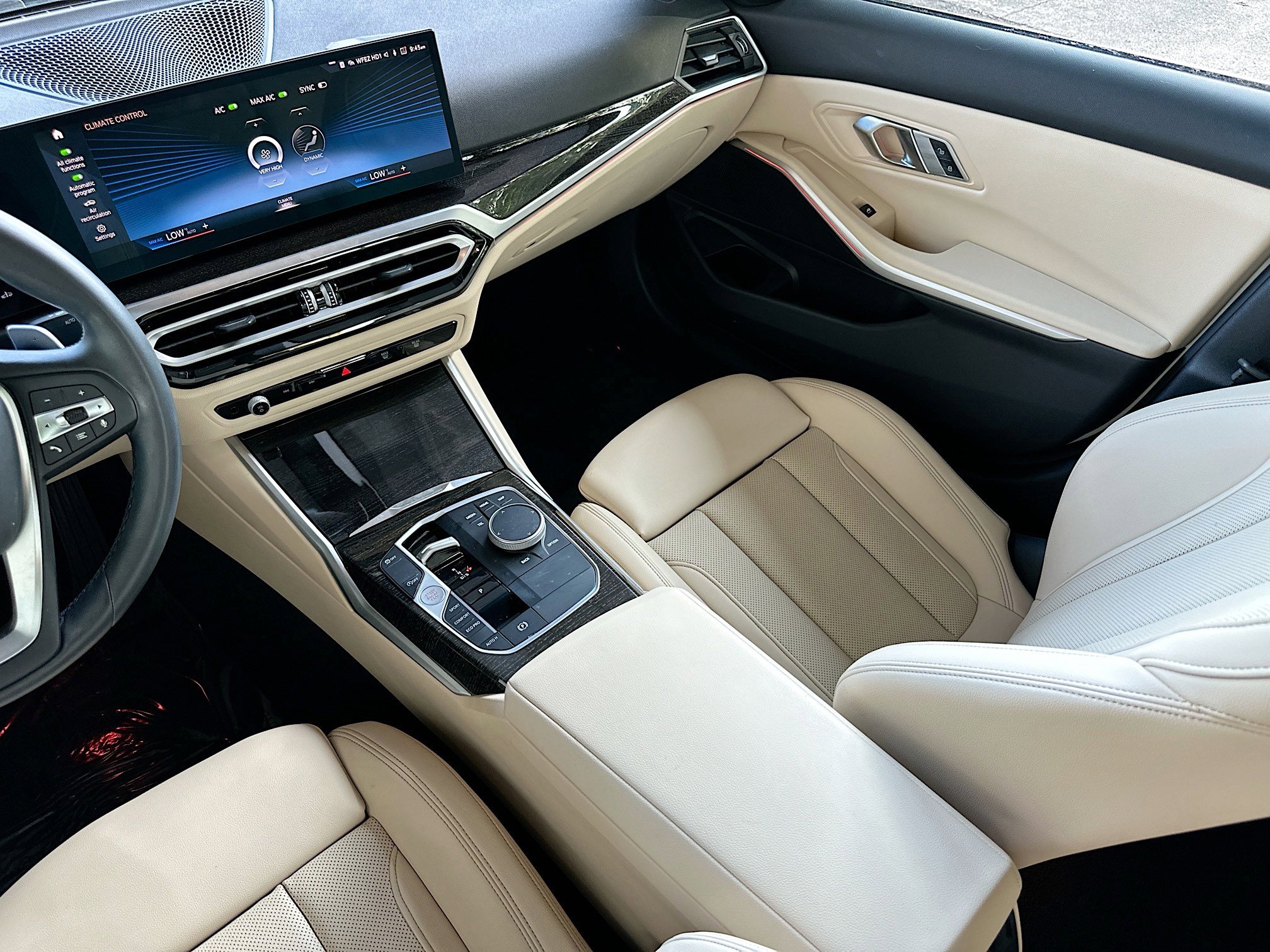 Certified 2023 BMW 330i Sedan image 23