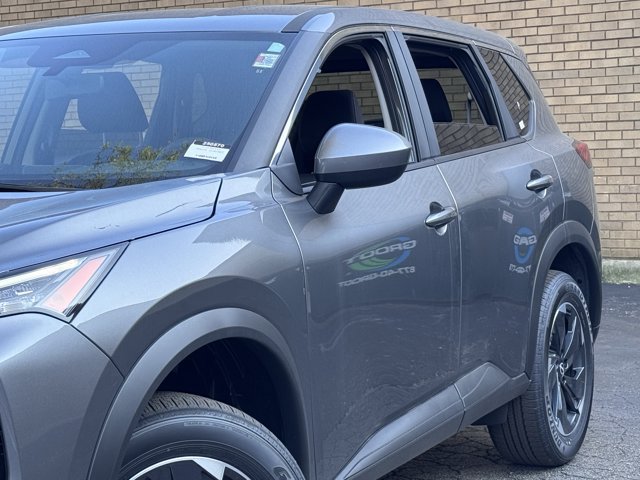 New 2025 Nissan Rogue SV AWD/4WD image 37