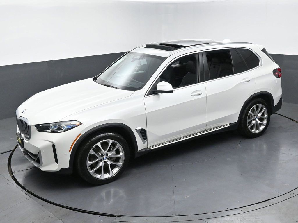 Used 2024 BMW X5 xDrive40i AWD/4WD image 50