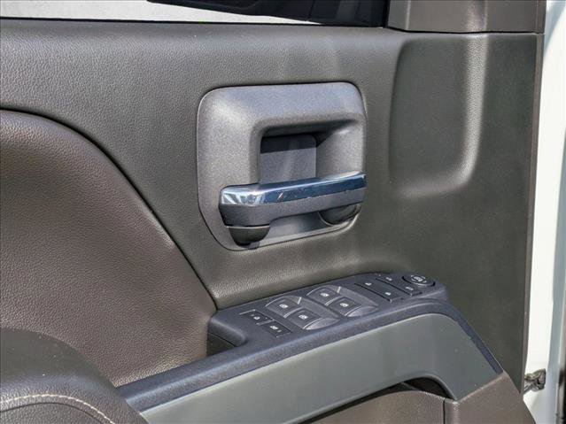 Used 2018 Chevrolet Silverado 1500 LT w/ Texas Edition image 3