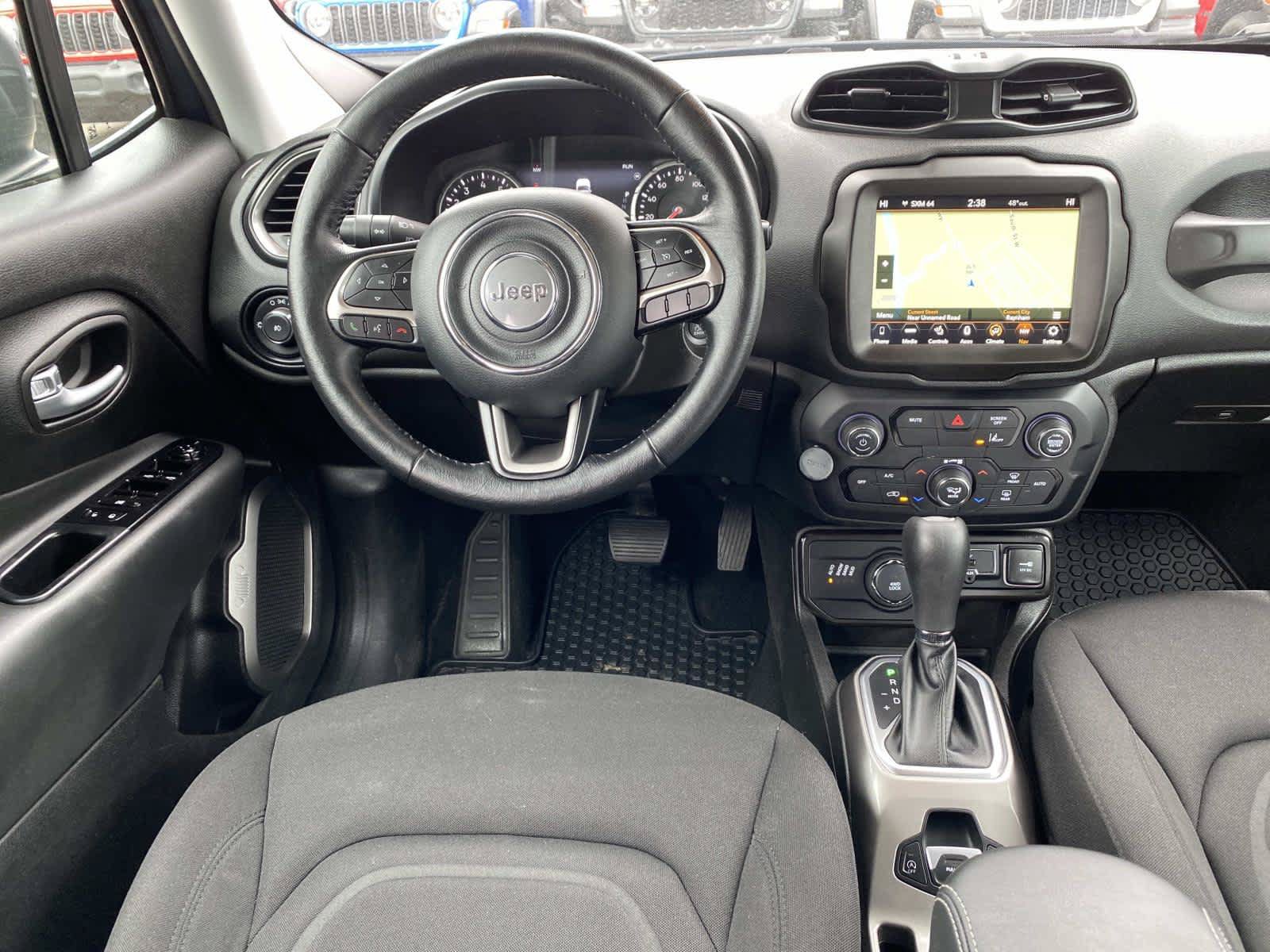Certified 2022 Jeep Renegade Latitude AWD/4WD image 10