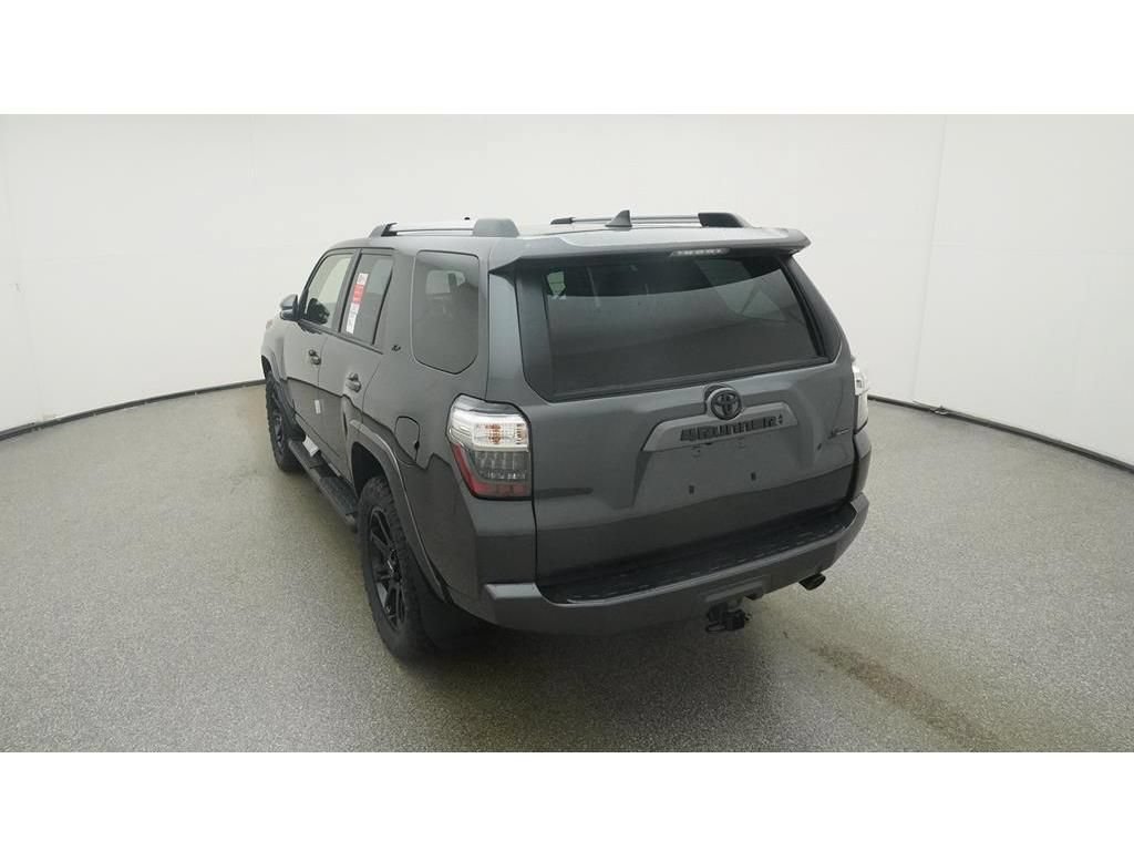 New 2023 Toyota 4Runner SR5 Premium w/ Moonroof Package AWD/4WD image 6
