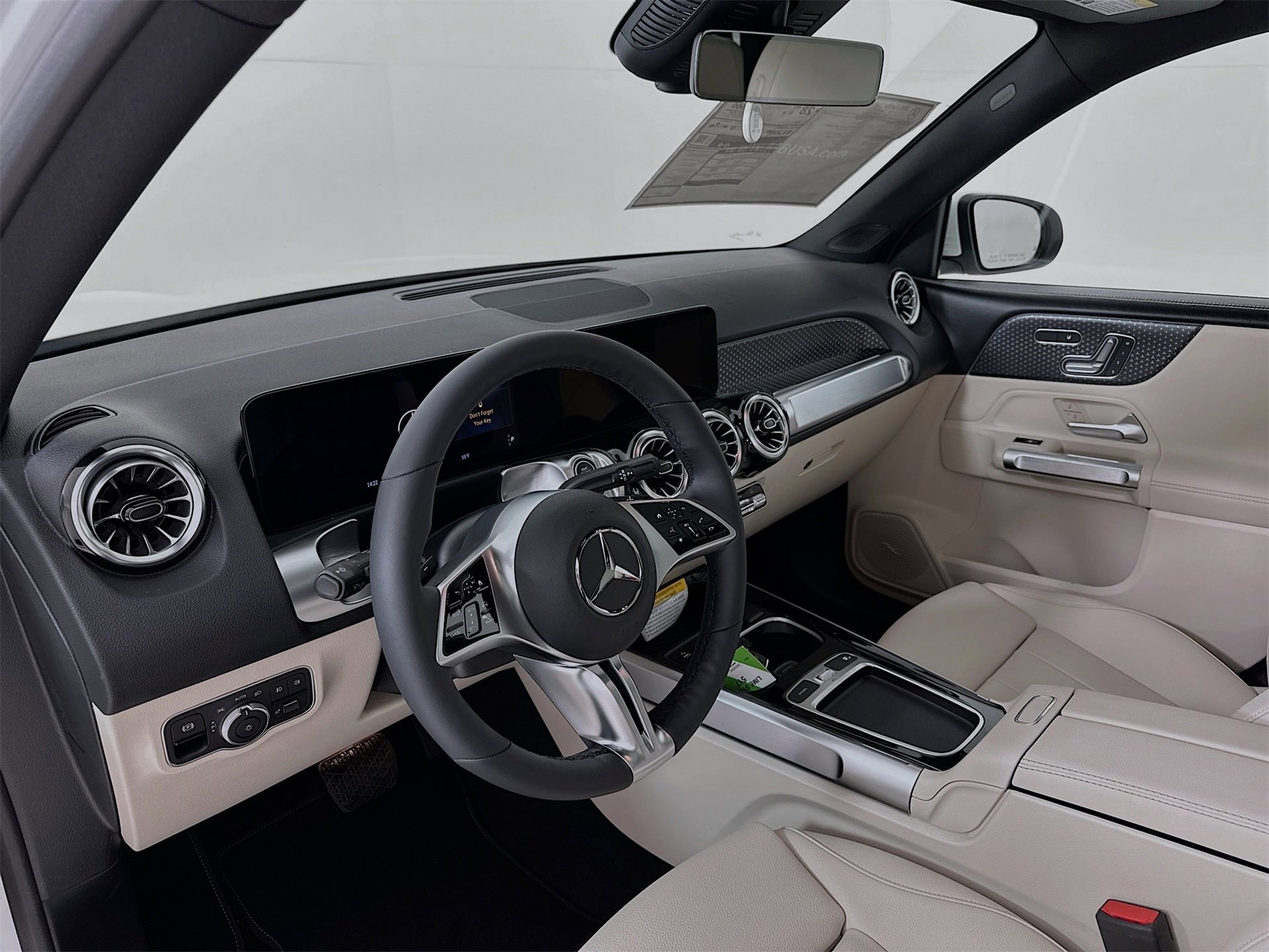 New 2026 Mercedes-Benz GLB 250 image 10