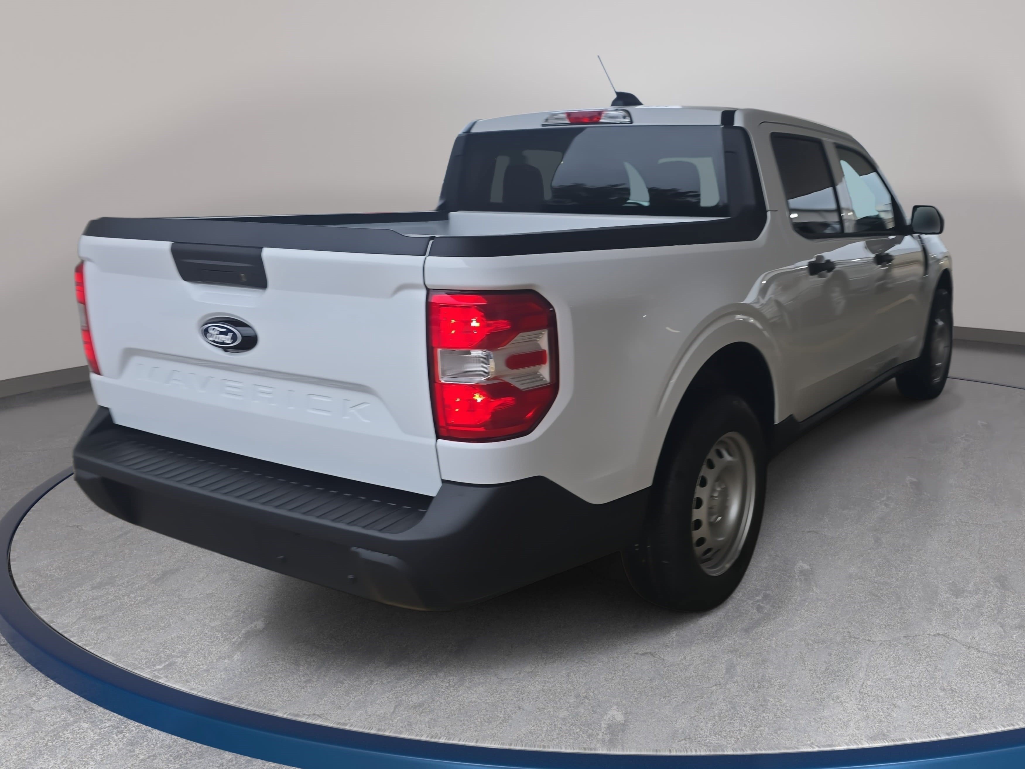 New 2026 Ford Maverick XL FWD image 5