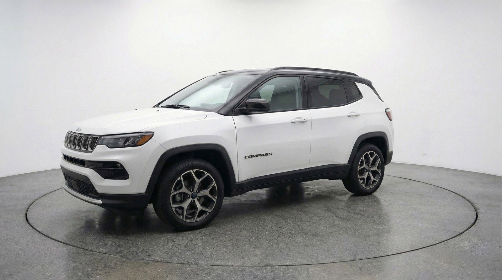 Used 2025 Jeep Compass Limited image 3