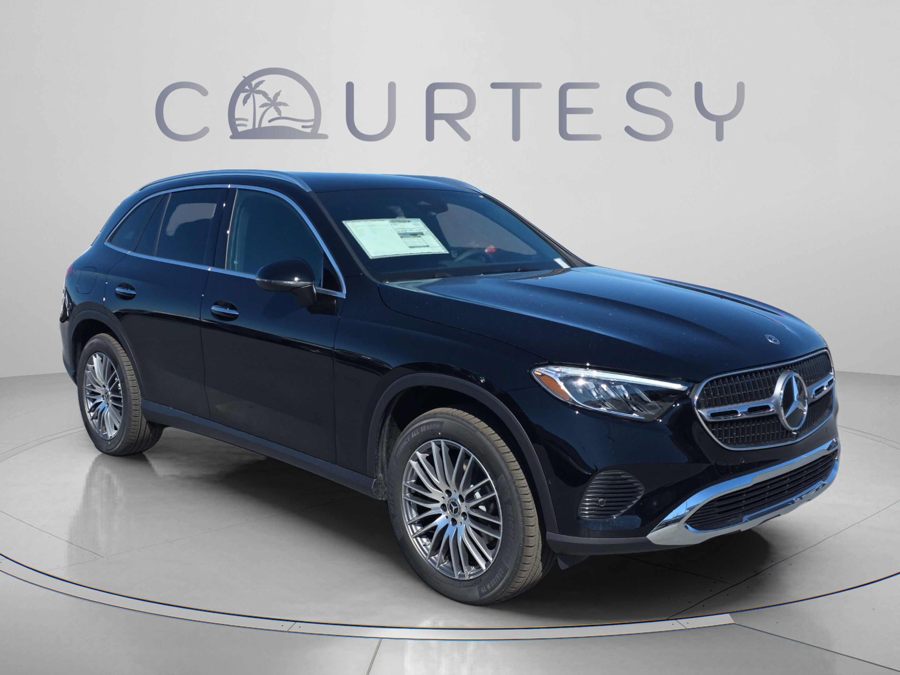 Used 2026 Mercedes-Benz GLC 300 image 5