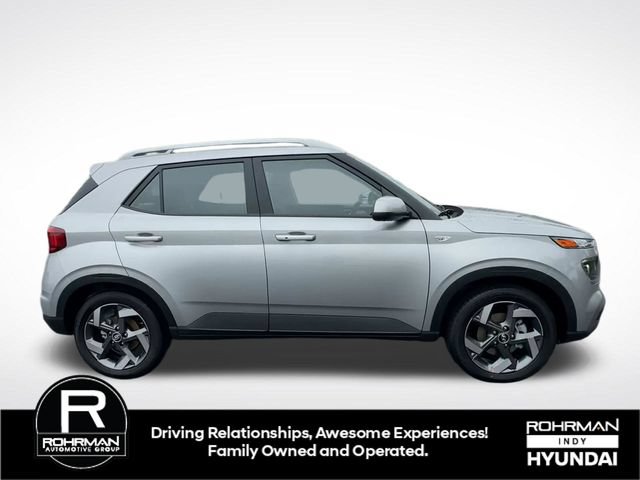 New 2026 Hyundai Venue SEL FWD image 10