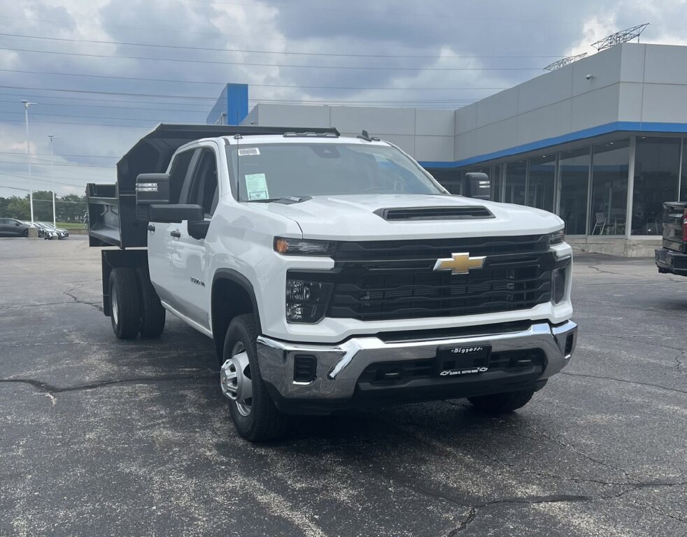Used 2024 Chevrolet Silverado 3500 W/T w/ WT Convenience Package AWD/4WD image 6