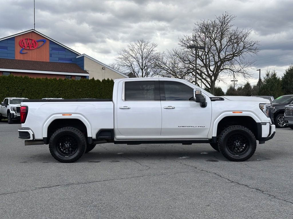 Used 2024 GMC Sierra 2500 Denali Ultimate w/ Max Trailering Package image 3