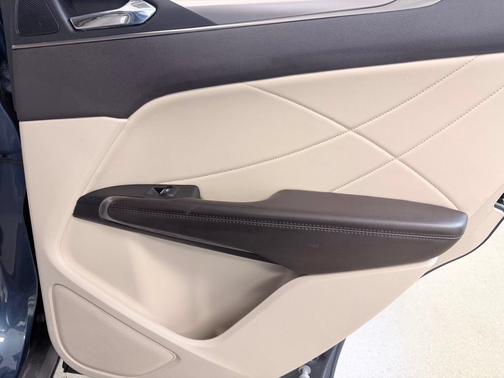 Used 2018 Lincoln MKC Premiere FWD image 32