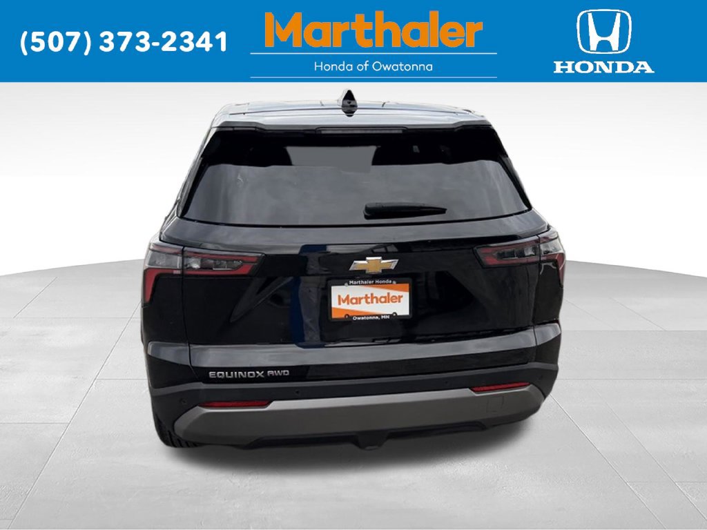 Used 2025 Chevrolet Equinox LT AWD/4WD image 4