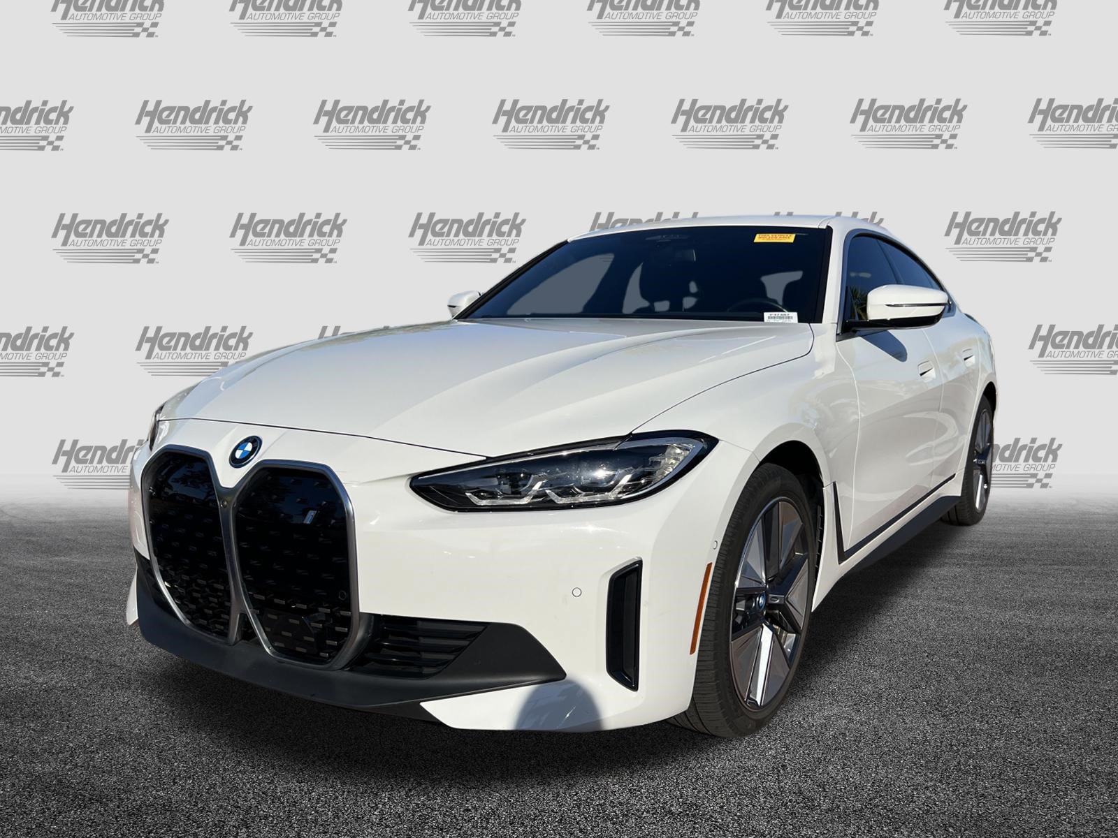 Certified 2024 BMW i4 eDrive40 w/ Premium Package RWD image 5