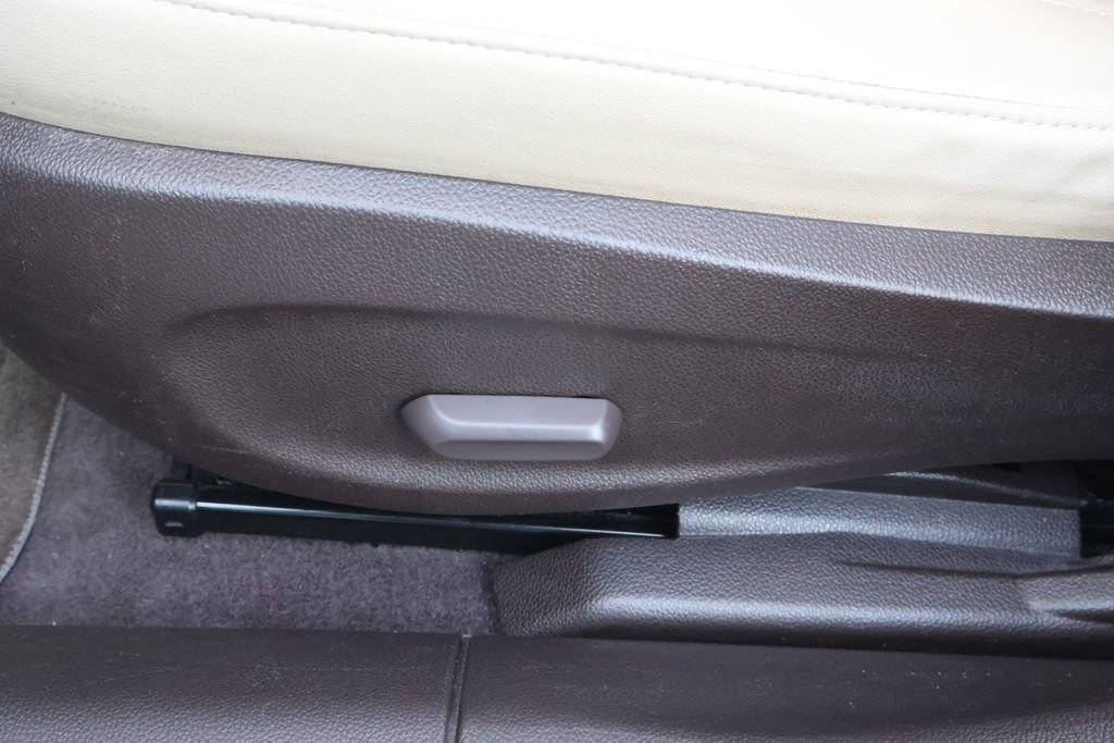 Used 2012 Chevrolet Cruze LTZ w/ RS Package FWD image 11