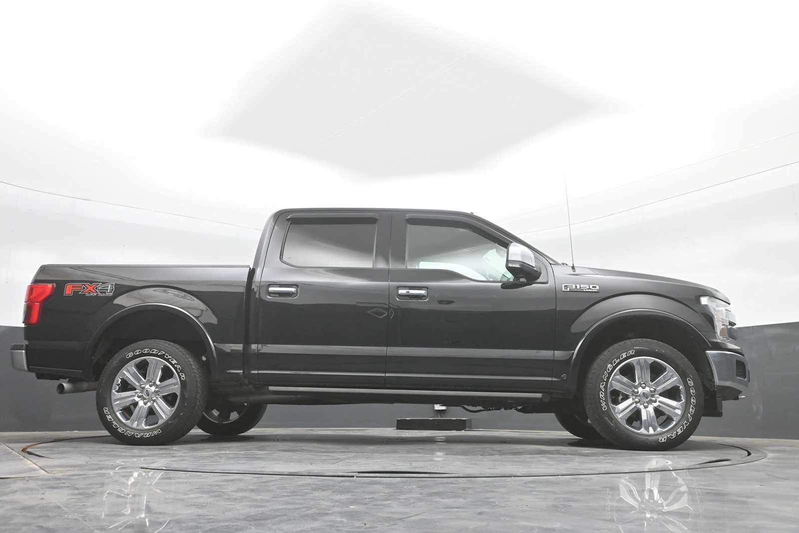 Used 2019 Ford F150 Lariat w/ Equipment Group 502A Luxury AWD/4WD image 35