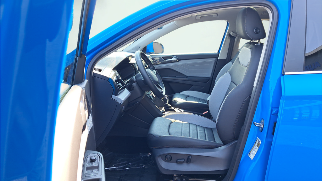 Used 2024 Volkswagen Taos SEL AWD/4WD image 22