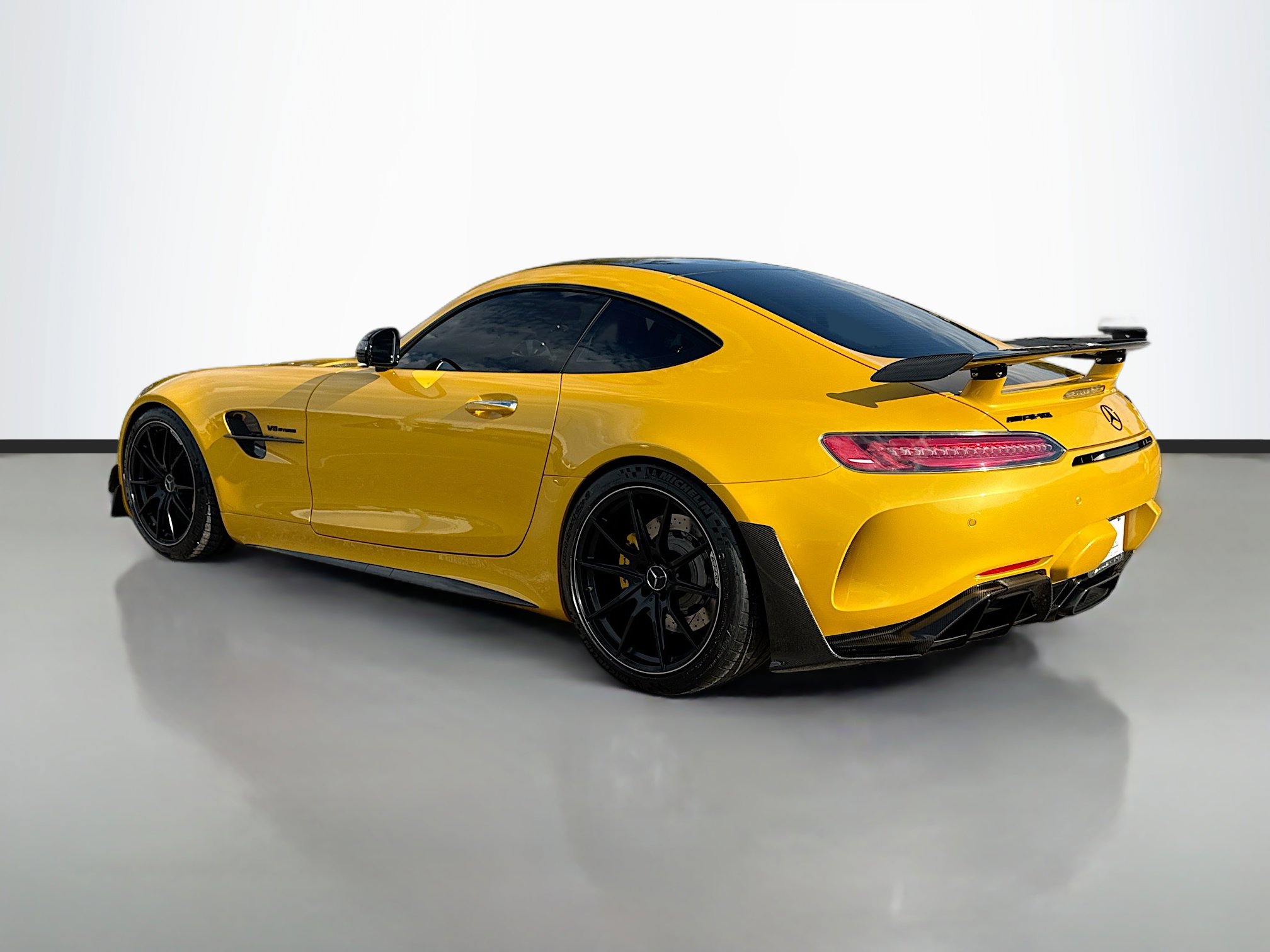 Used 2019 Mercedes-Benz AMG GT R image 5
