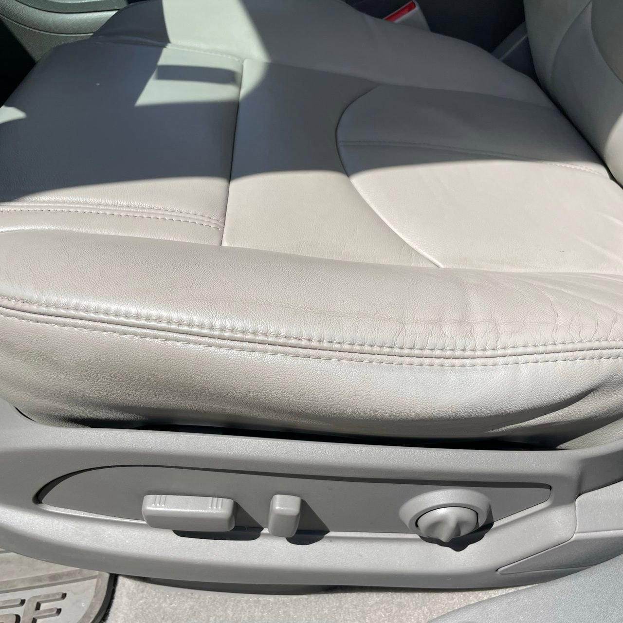 Used 2017 Chevrolet Traverse LT FWD image 21