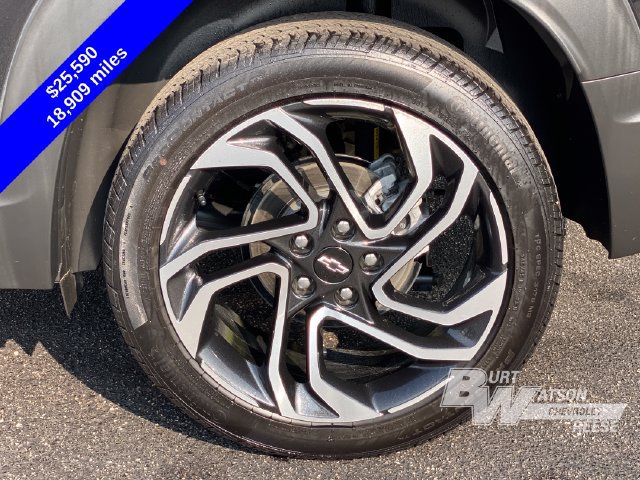 Used 2025 Chevrolet TrailBlazer RS w/ Convenience Package AWD/4WD image 17